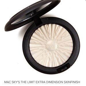 M·A·C Extra Dimension Skinfinish in Sky’s the Limit- limited edition